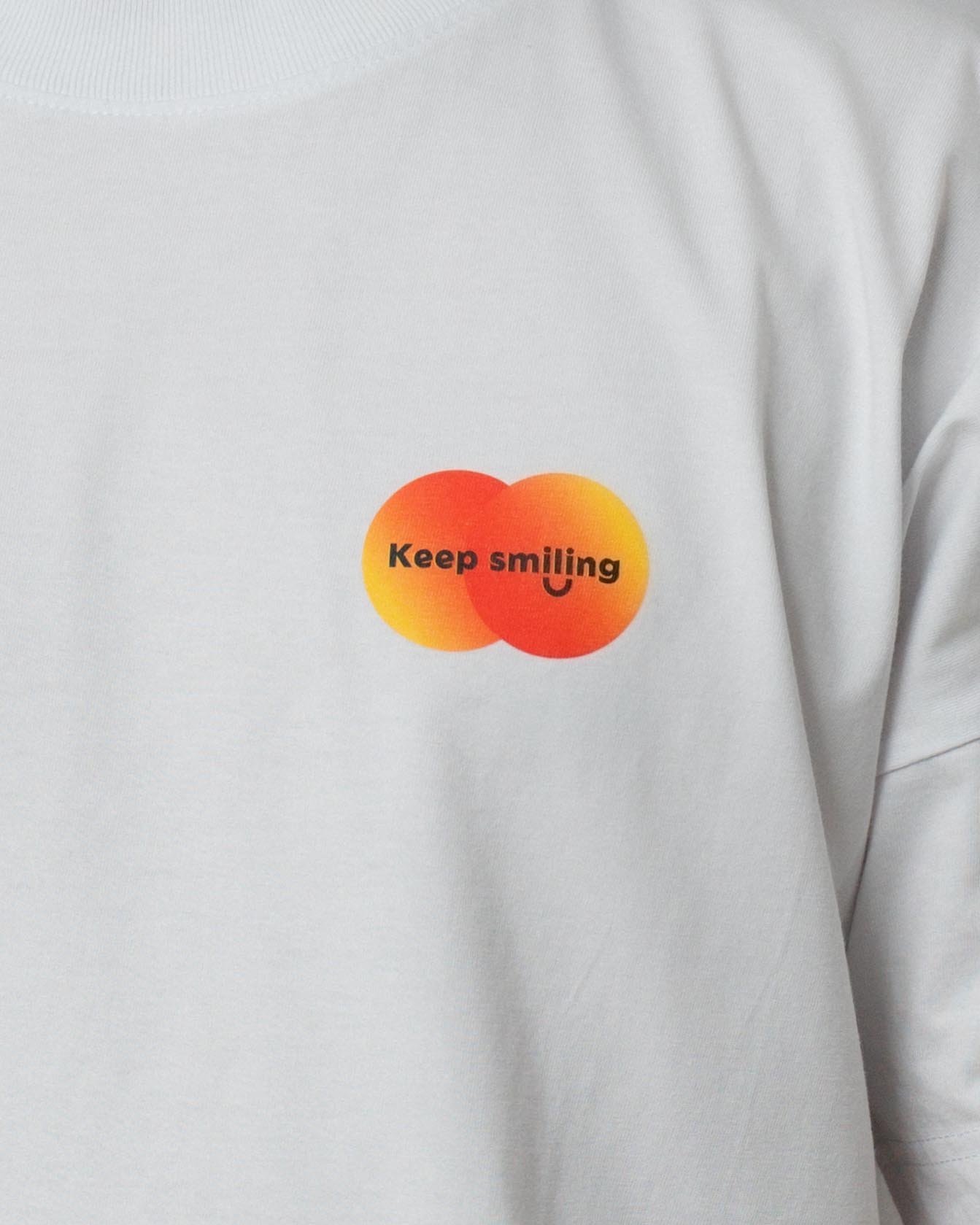Keep Smiling Orange - T-Shirt